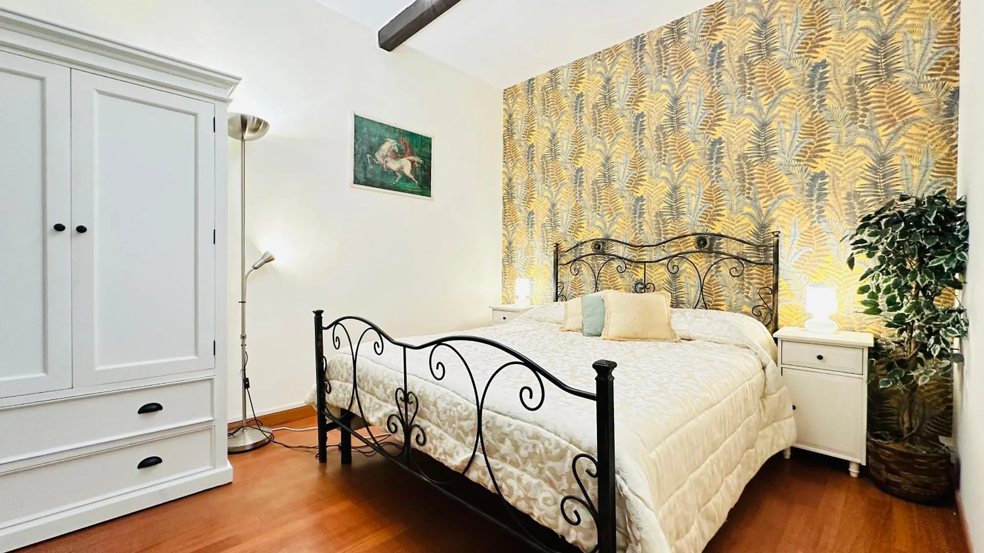 Via Veneto Lulus Home Rome 0*,  Italy